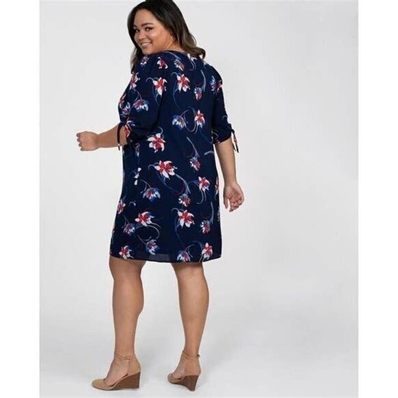 Kiyonna Dress 1X Manhattan Style Shift Red White Blue Floral 3/4 Sleeves Pretty - Picture 4 of 12